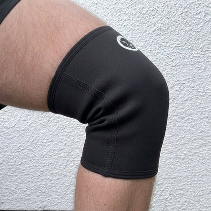 Mammal V3 7mm Straight Cuff Knee Sleeves - Mammal Strength